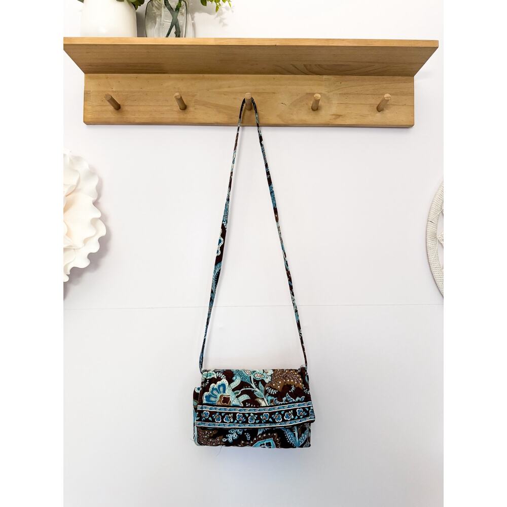 Vera Bradley Java Blue Leaf Wristlet Trifold Clut… - image 8